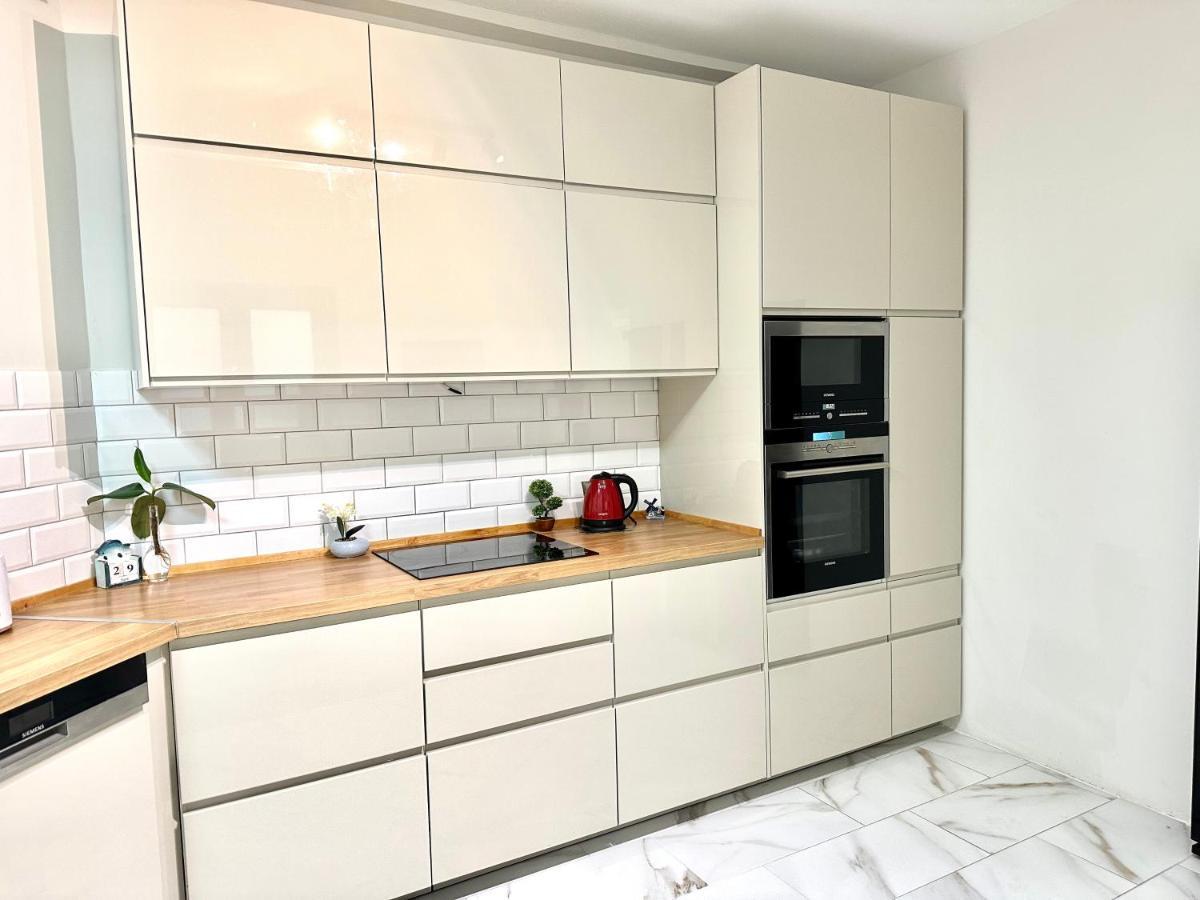Cozy Apartment With Parking Near The City Center Athen Eksteriør bilde